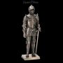 FS16091 Stehende Ritter Figur mit Schwert - 360° presentation