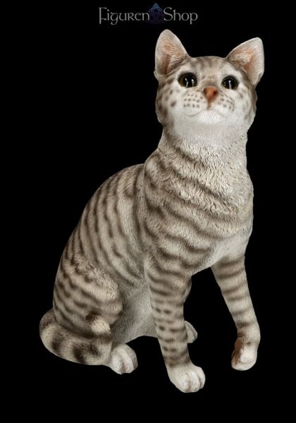 Gartenfigur - Katze sitzend grau getigert