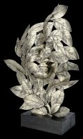 Skulptur aus Blättern - Natürliche Emotion - Kuss