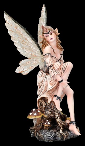 Fairy Figurine with Leaf Diadem - Lirael