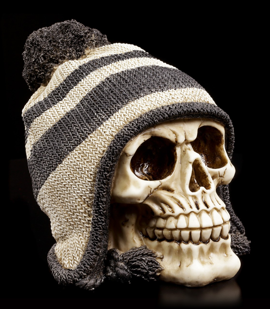 Skull with Knit Hat- Bobble black