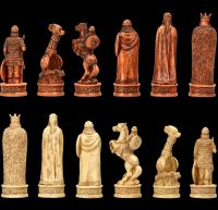 Schachfiguren Set - Wikinger holzfarben
