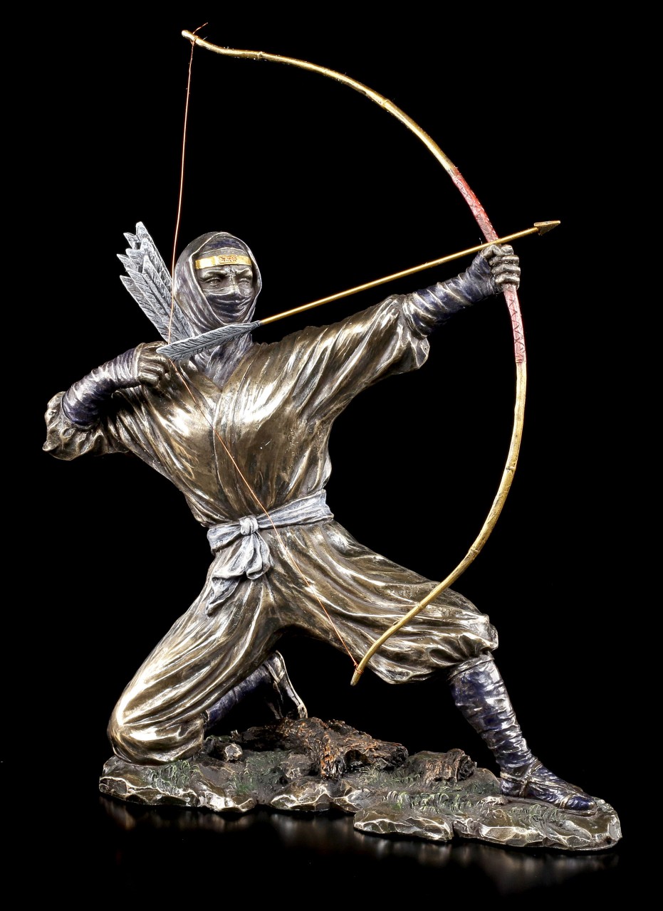 Ninja Krieger Figur mit Pfeil und Bogen