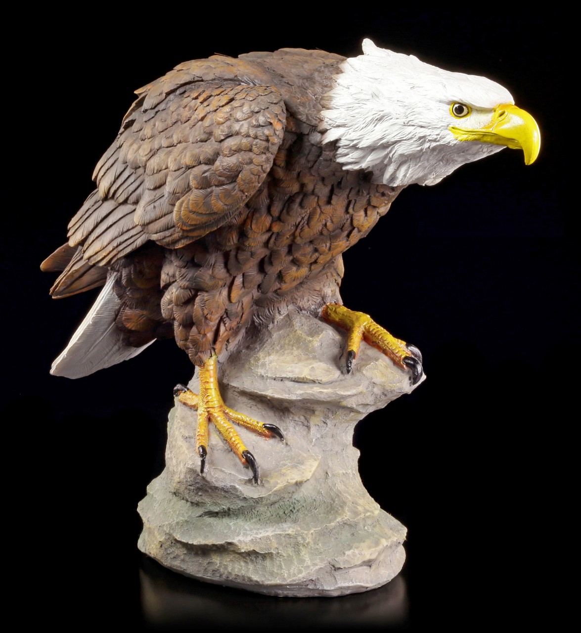 Farden Figurine - Eagle Sitting on Rock