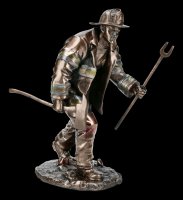 Feuerwehrmann Figur - mit Axt