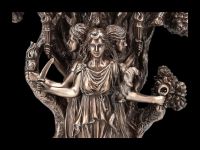Hekate Figur - Dreifaltige Göttin vor Lebensbaum