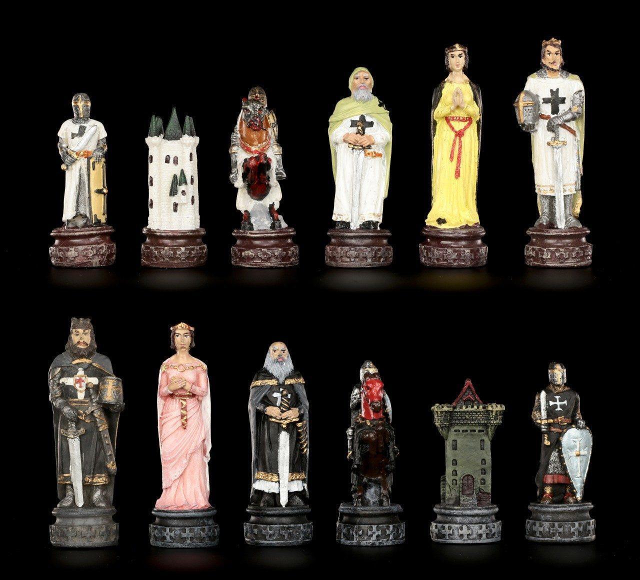 Schachfiguren - Kreuzritter gegen Tempelritter
