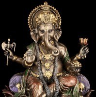 Ganesha - Gott der Reinheit - auf Lotusblüte