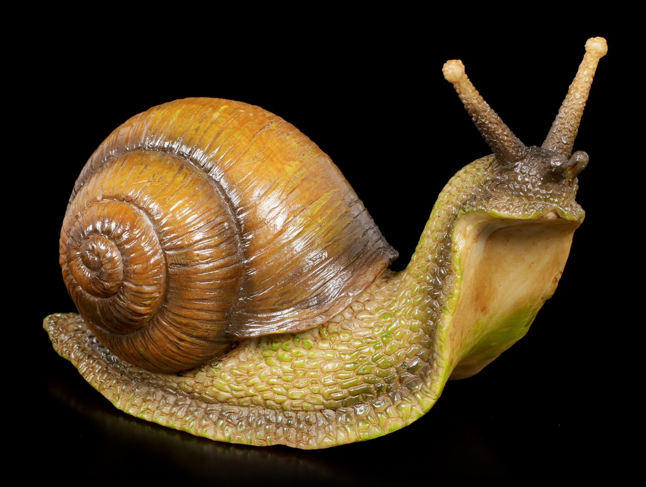 Garden Figurine - Crawling Snail