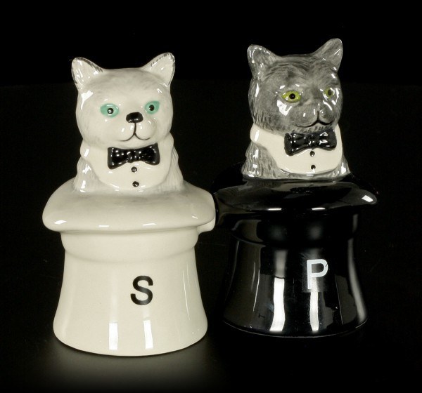 Cats in Hats - Salt and Pepper