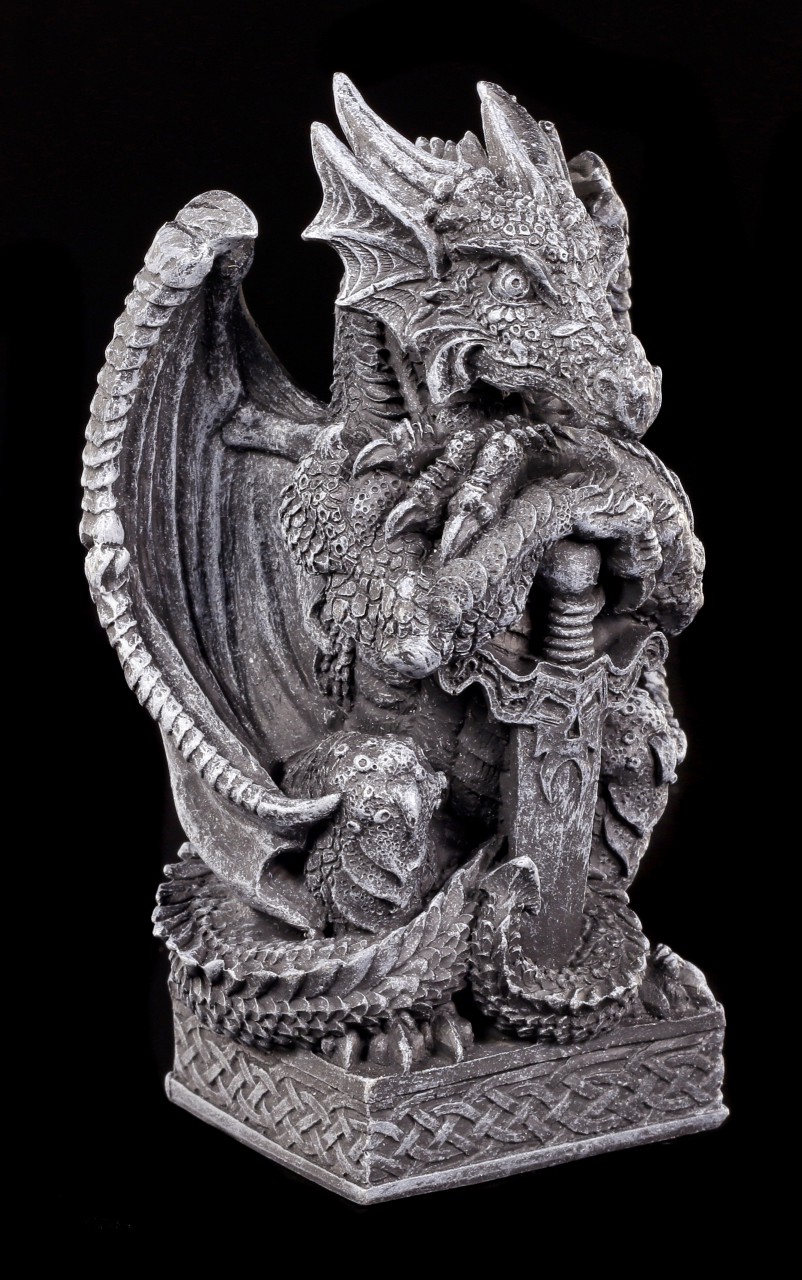Dragon Figurine - Syus with Sword