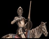 Don Quijote Figur auf Pferd mit Lanze
