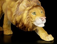 Lion Figurine - Creeping