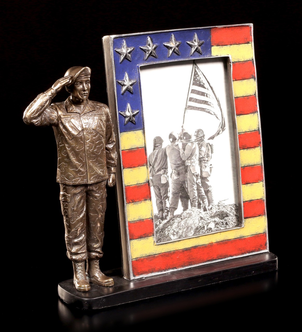 Picture Frame - Saluting US Army Soldier