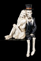 Skeleton Shelf Sitter - Love never Dies