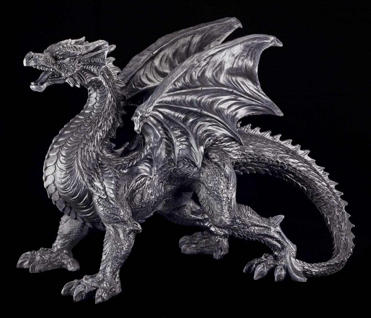 Dragon Figurine - The black Guardian