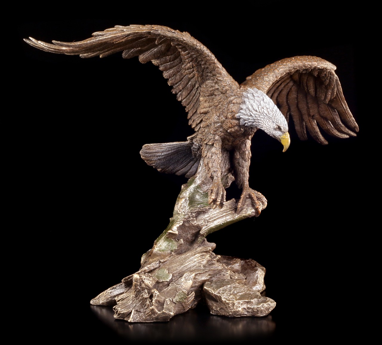 Bald Eagle Figurine rises