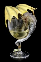 Drachen Figur im Weißwein Glas - White Wine