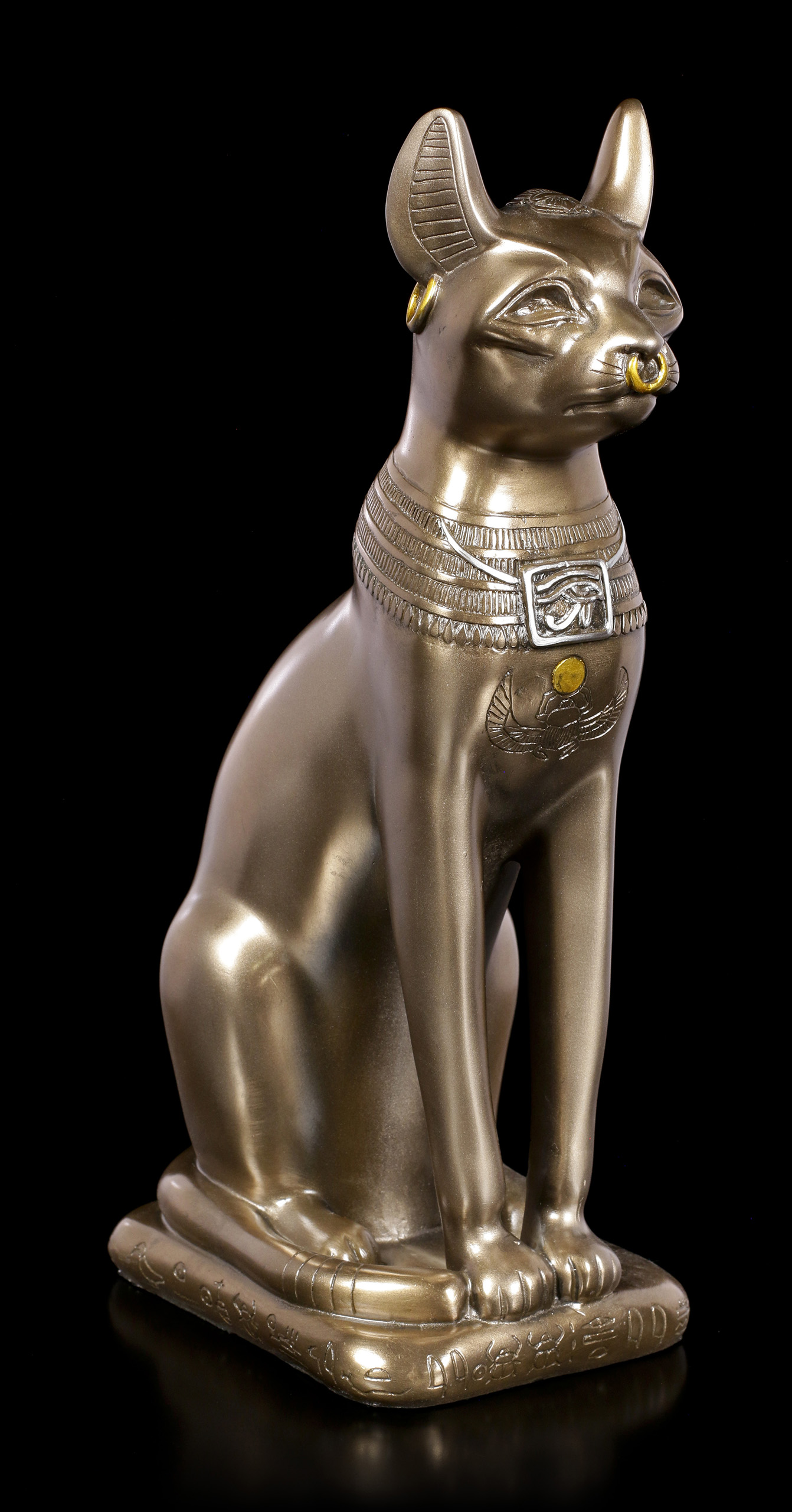Ägyptische Katzengöttin Sachmet sitzend