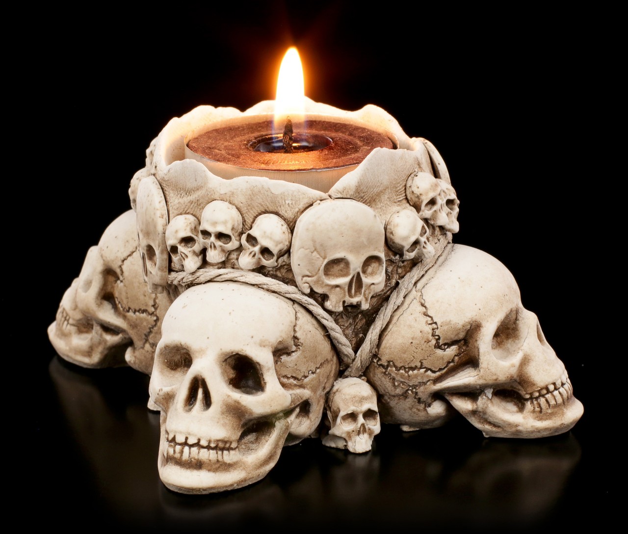 Skull Tealight Holder - Light of Death