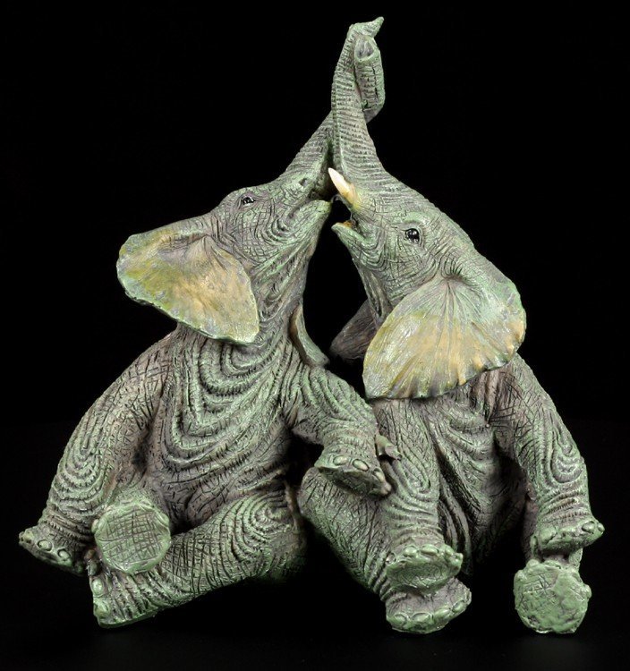 Zwei Elefanten sitzend - Liebespaar