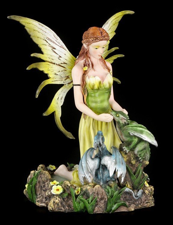 Fairy Figurine - Dragai Feeding Dragons