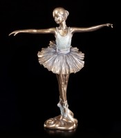 Ballerina Figur mit ausgestreckten Armen