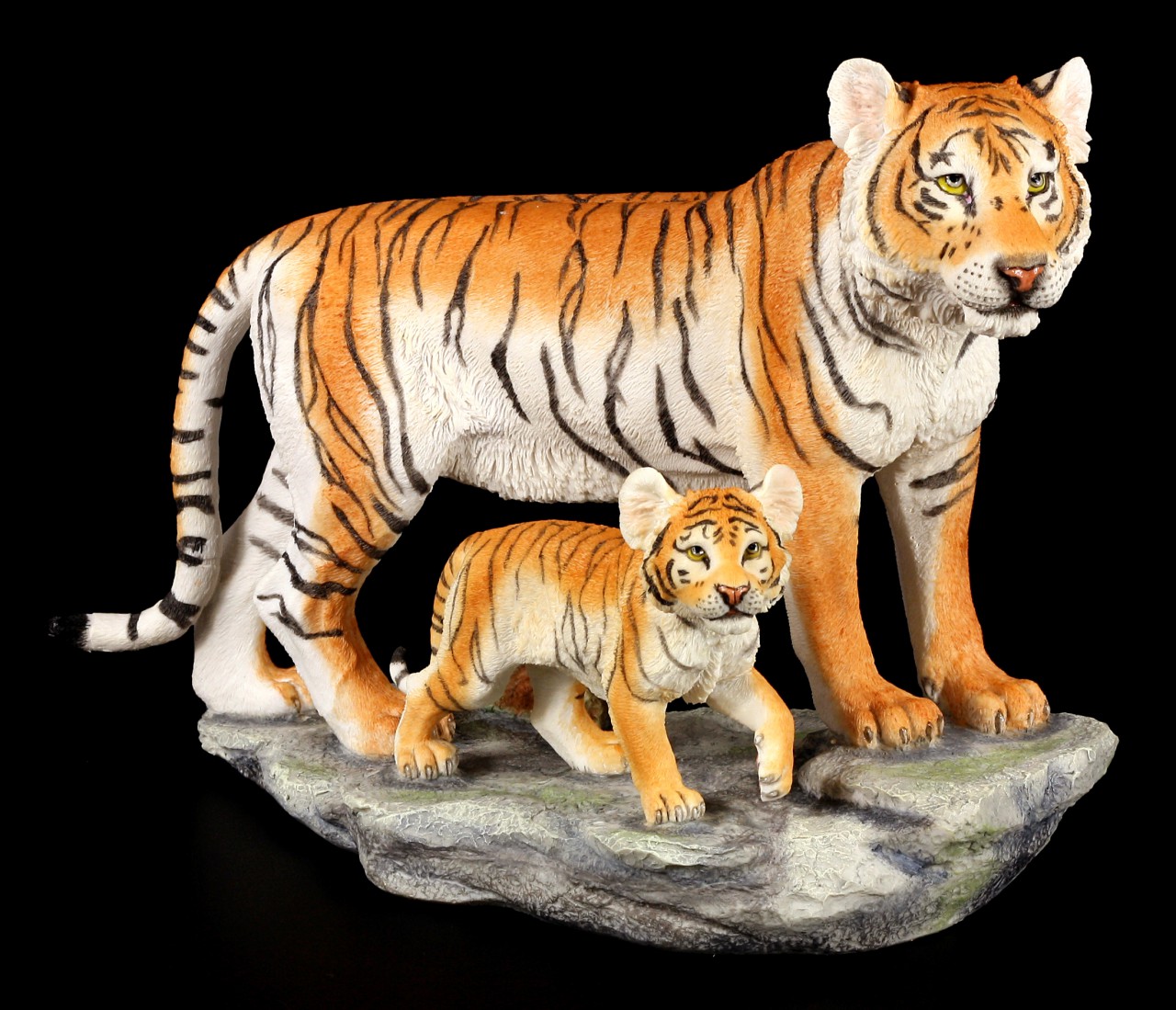 Tiger Figurine - Mother with Puppy