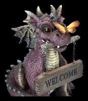 Drachen Figur lila mit Welcome Schild