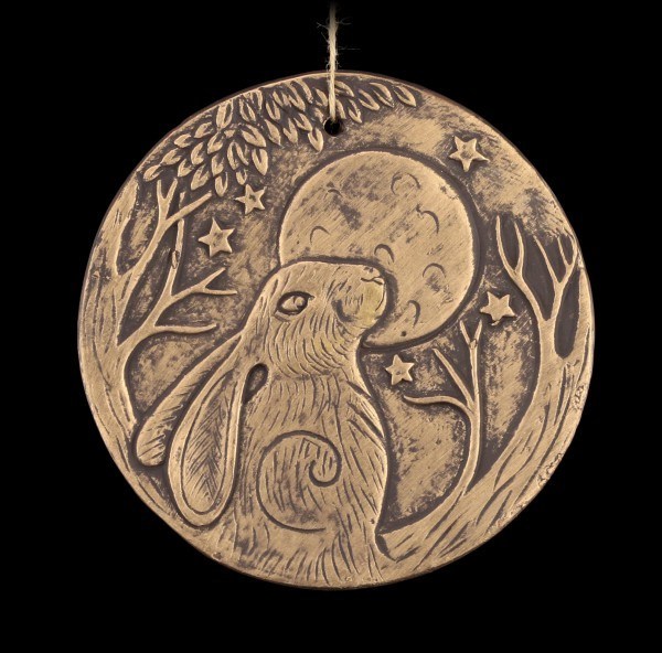 Wandrelief - Moon Gazing Hare aus Terrakotta