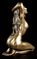 Large Nude Figurine - Amorous Woman - Reflection