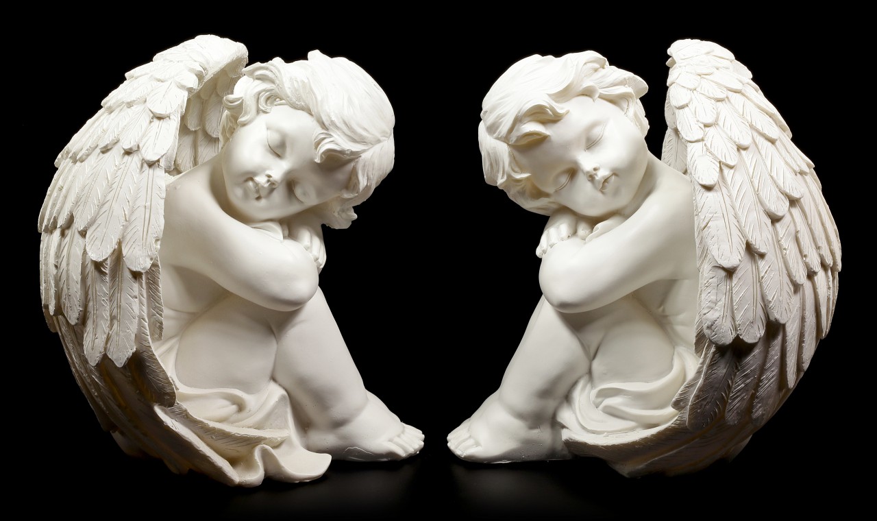 Angel Figurines Set - Reverie