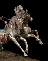 Nofretete Figurine in Chariot