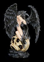 Dark Angel Figur - Rabenkönigin auf Totenkopf