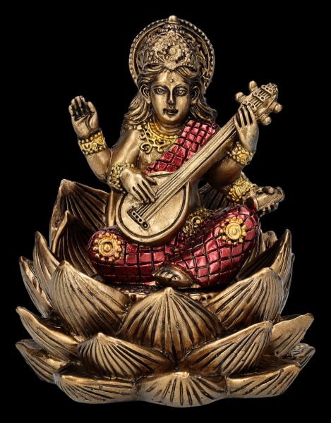 Saraswati Figur sitzt in Lotus