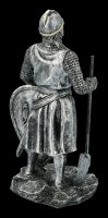 Tempelritter Figur mit Schild und Kampfaxt