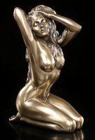 Nude Figurine - Amorous Woman - Reflection
