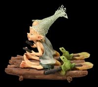 Pixie Kobold Figur mit Frosch auf Floß - 2er Set
