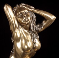 Large Nude Figurine - Amorous Woman - Reflection