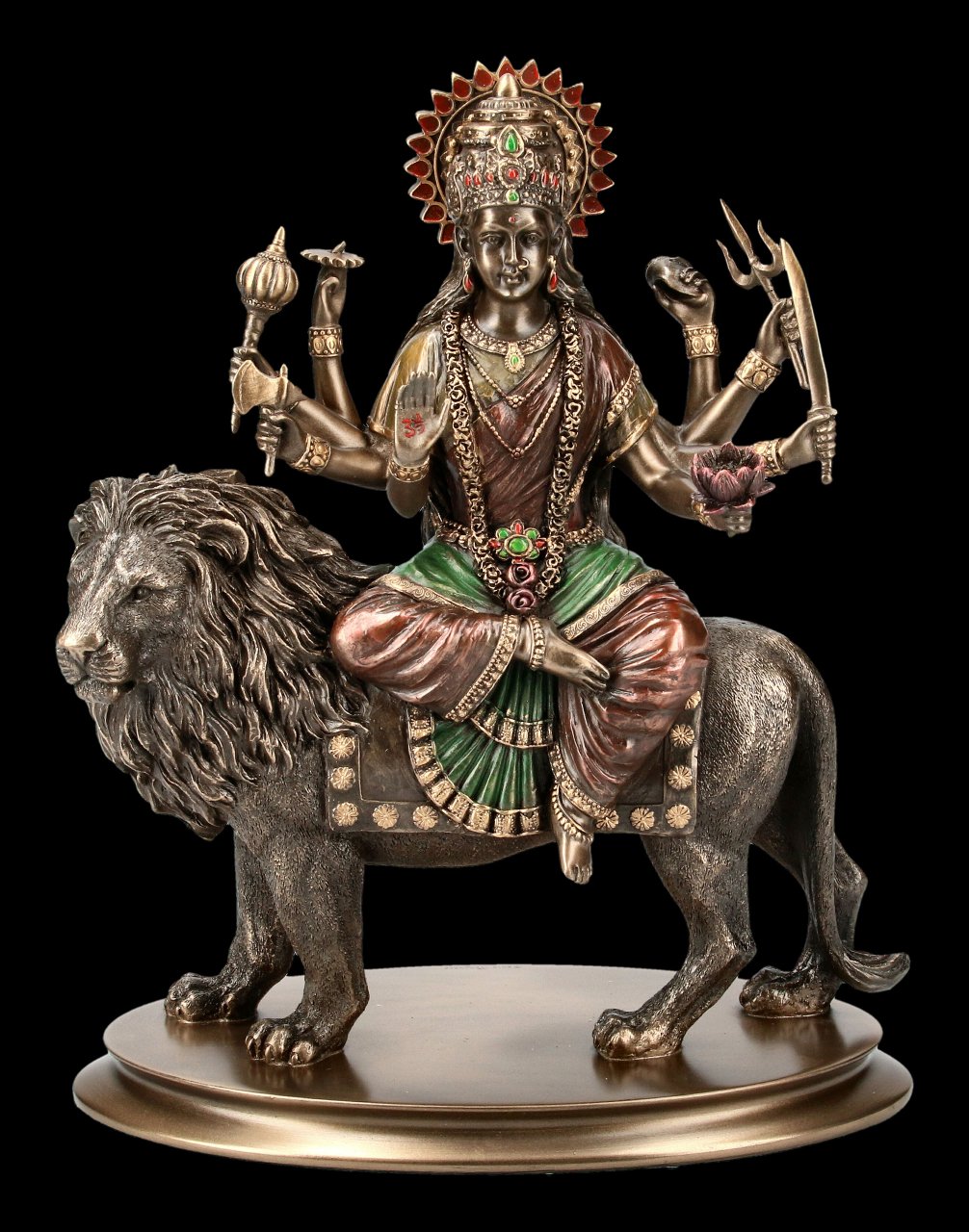 Durga Figur sitzt auf Löwe