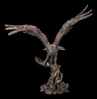 Adler Figur mit gespreizten Schwingen