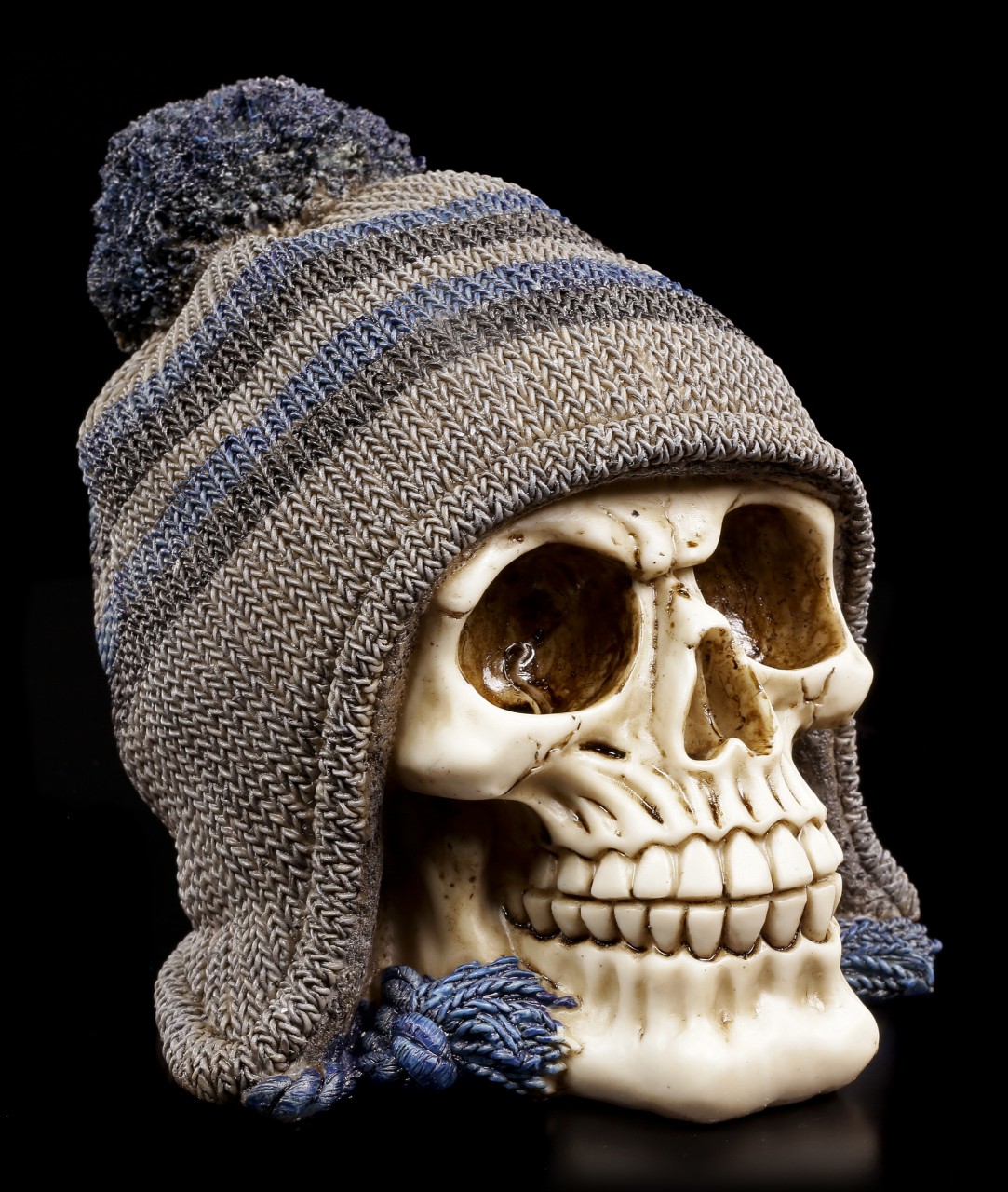 Skull with Knit Hat - Bobble blue