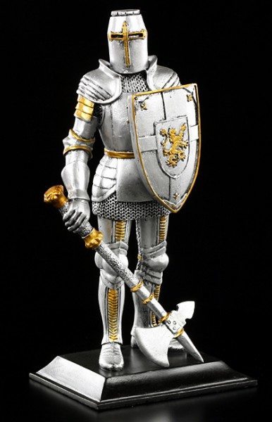 Ritter Figur mit Axt und Schild