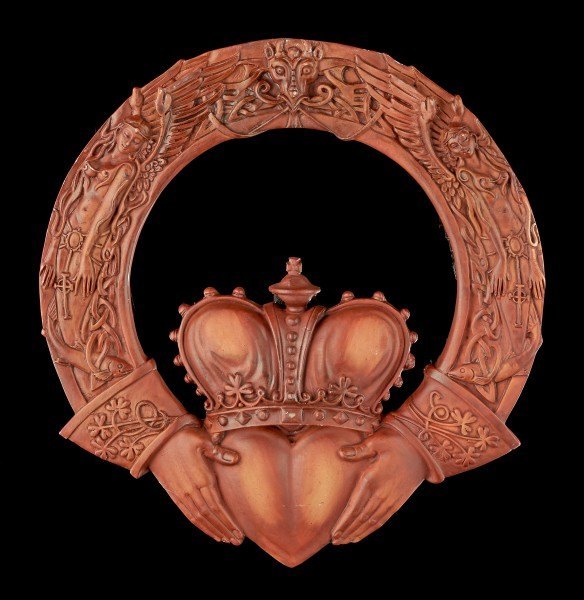 Wall Plaque - Celtic Claddagh Ring - Rust colored