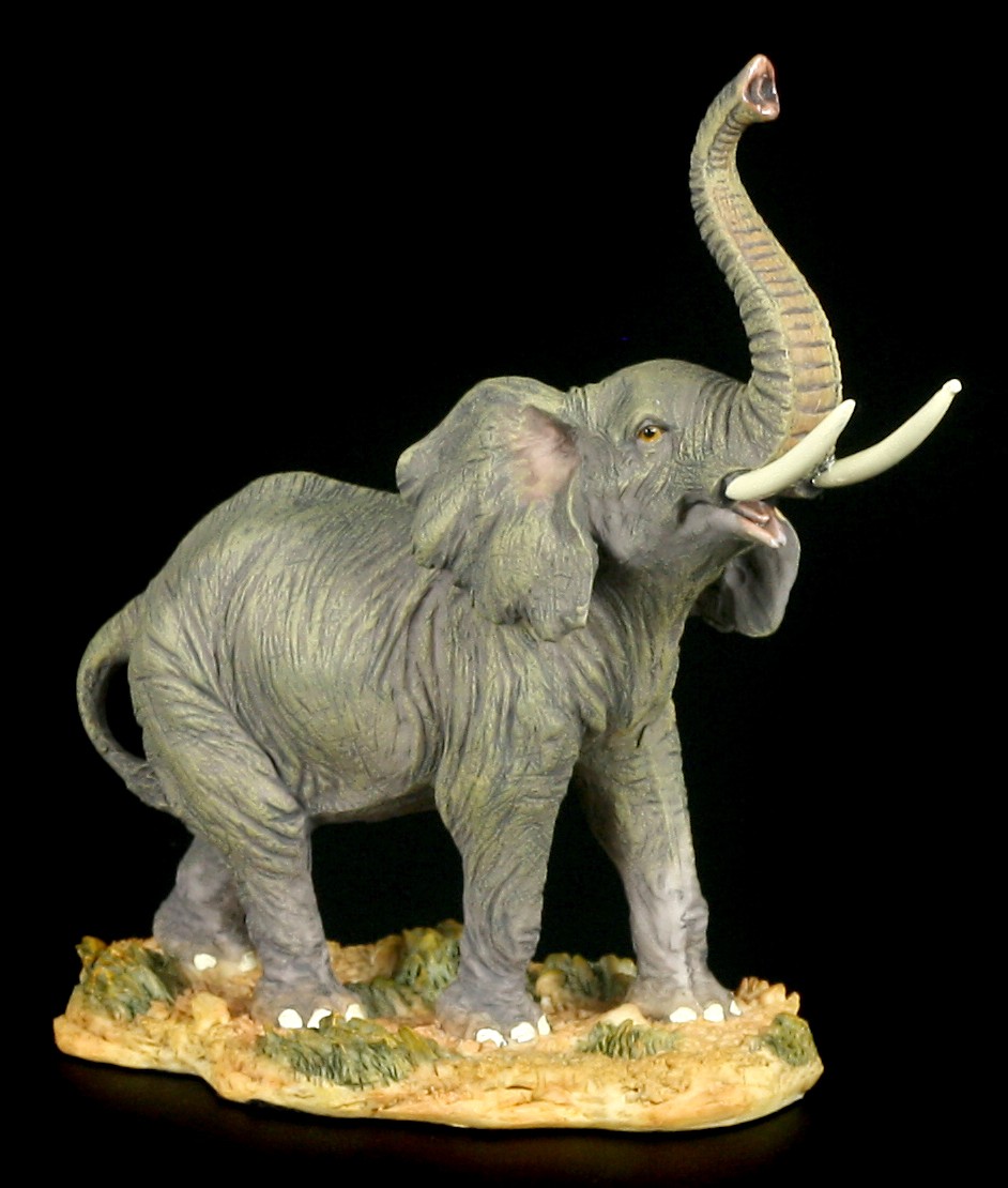 Elefanten Figur mit erhobenem Rüssel