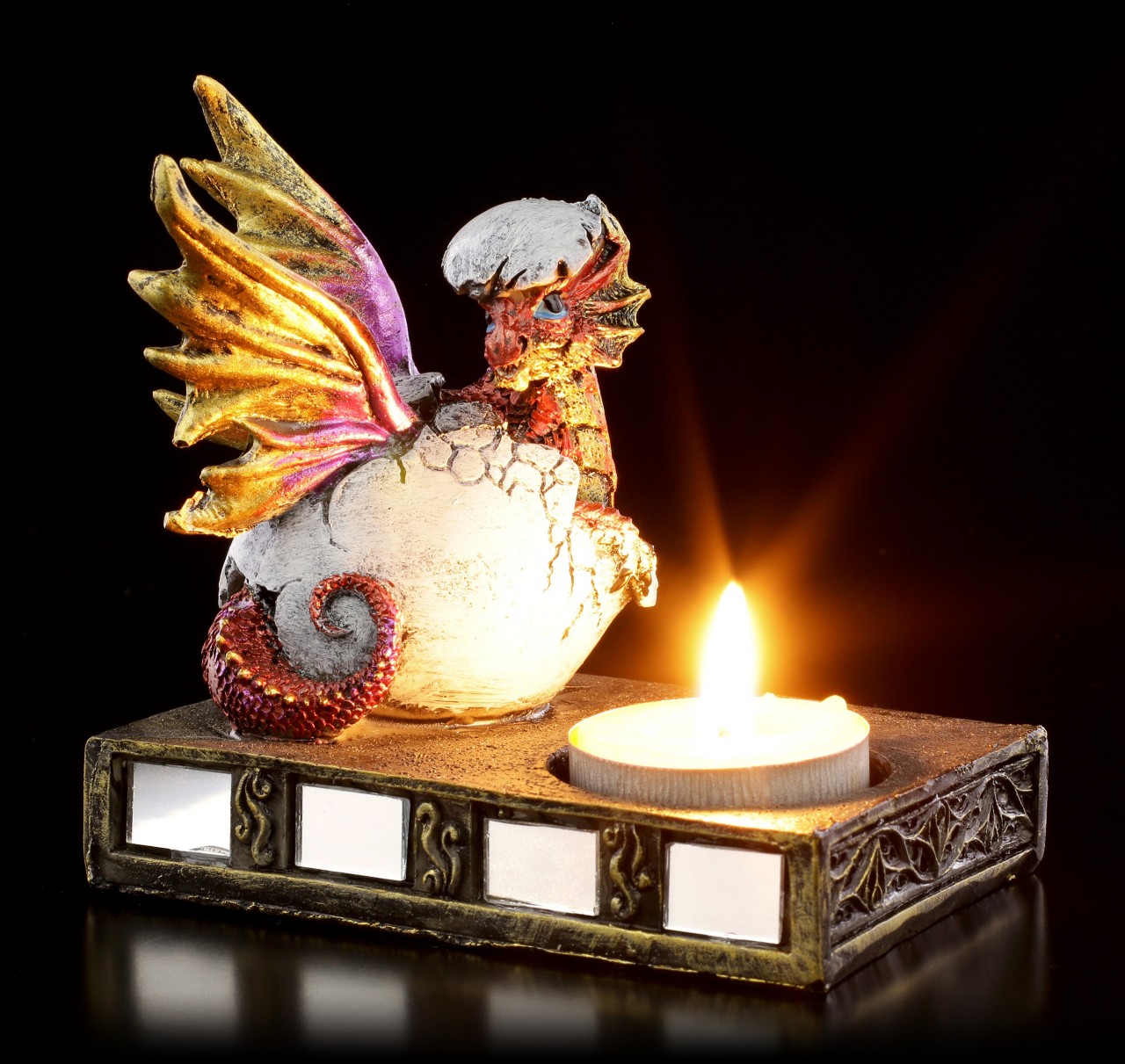 Tealight Holder - Dragon hatches from egg