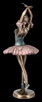 Ballet Dancer Figurine - Couru