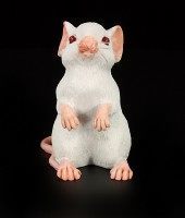Weisse Maus Figur - sitzend