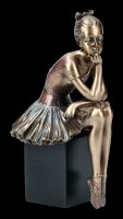 Ballerina Figurine - L'Attente on Monolith