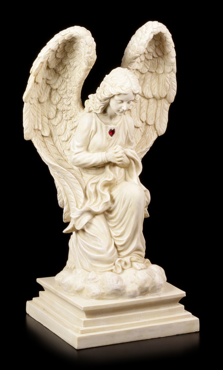 Gartenfigur - Betender Engel mit rotem Herz